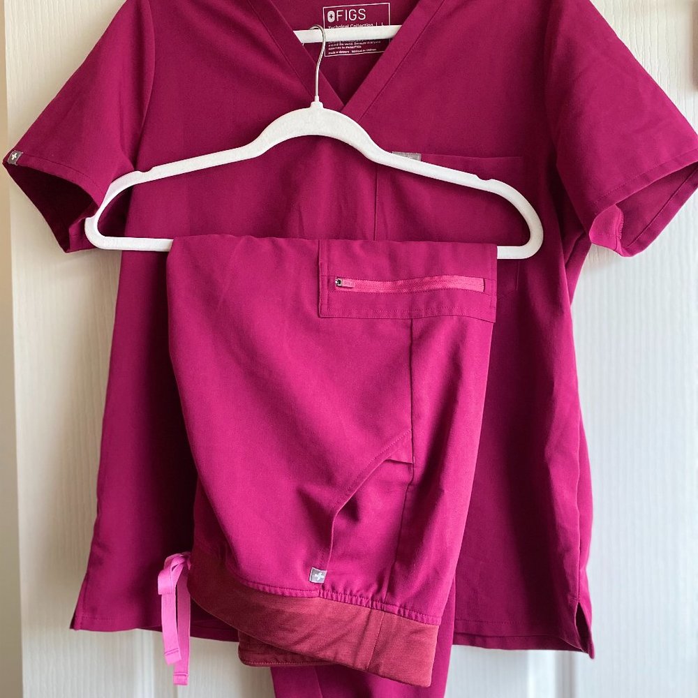 FIGS Scrubs Set - Dark Magenta - L/LP